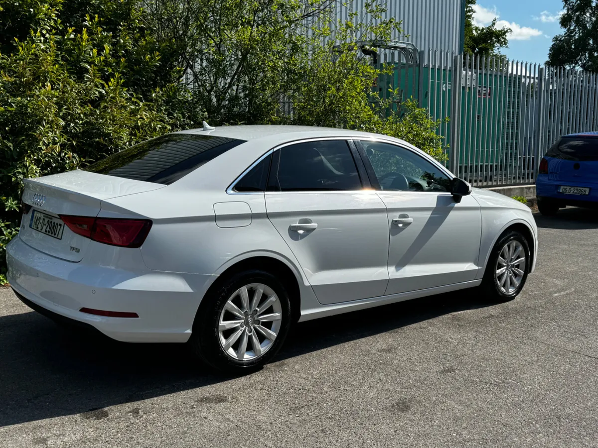 Audi A3 S Tronic / Automatic - Image 4