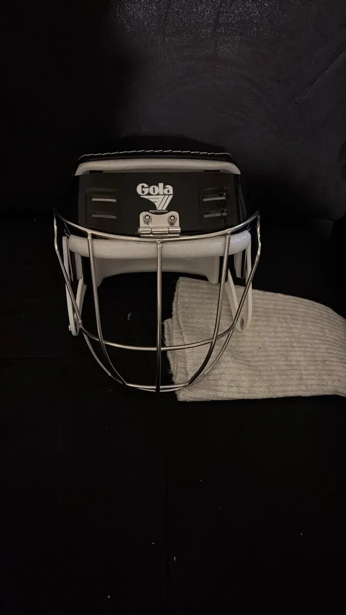 Black gola helmet - Image 3
