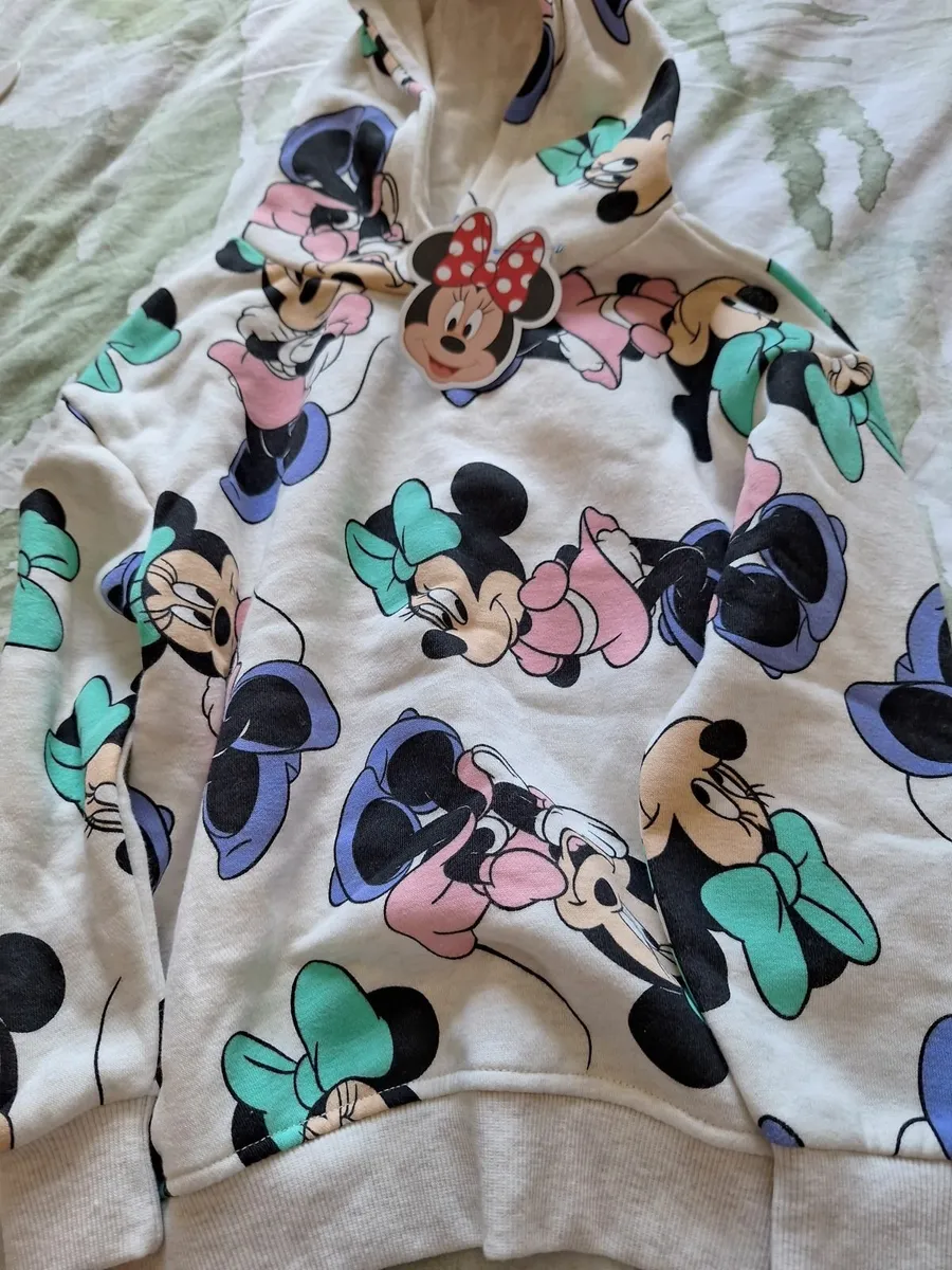 Girls clothes - Image 1
