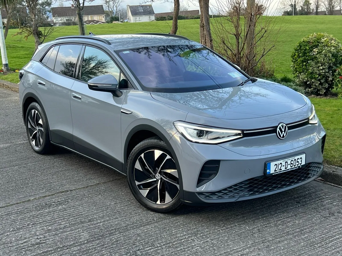 212 VW ID4 STYLE 58KW ONLY 28k KM HIGH SPEC - Image 2