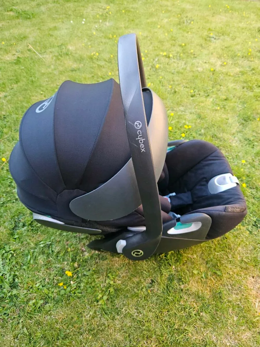 Cybex Cloud Z2 i-Size Car Seat & Base Bundle - Image 4