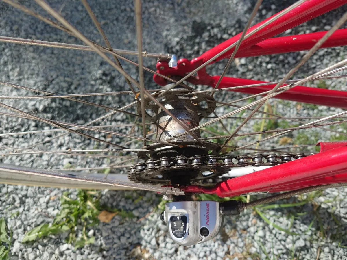 Creme Women's Touring Bicycle, Candy Apple Red - Image 4