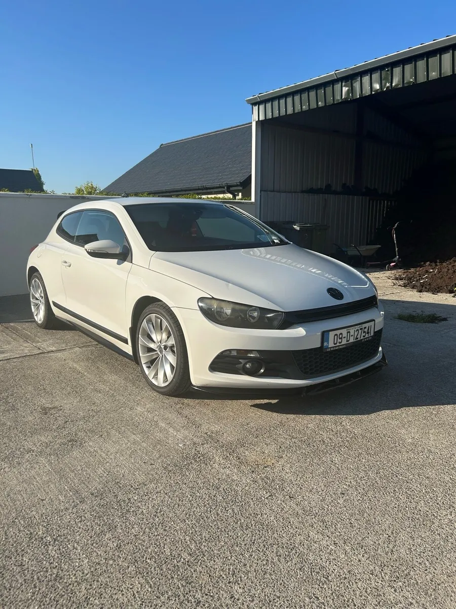 Volkswagen scirocco 2.0tdi 140bhp - Image 4