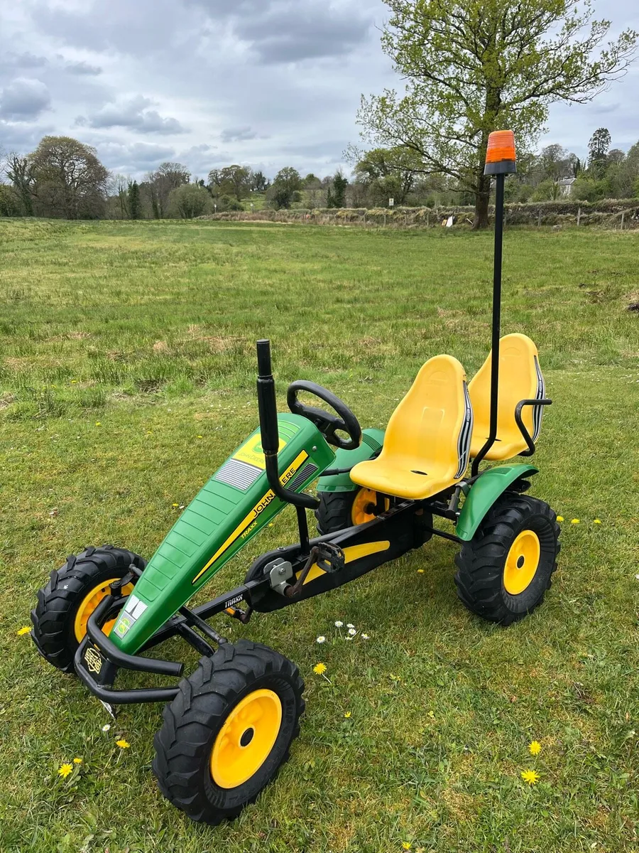 Berg John Deere go kart - Image 2