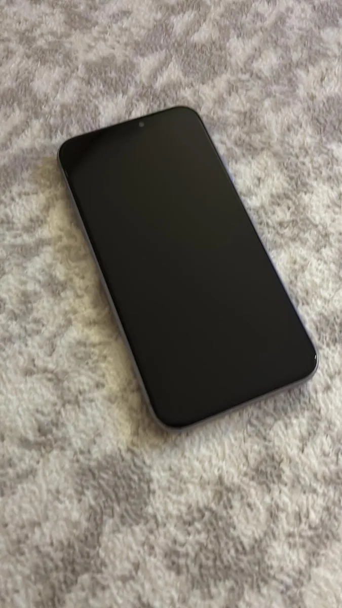 iPhone 11 sim free purple 64GB mint condition - Image 4