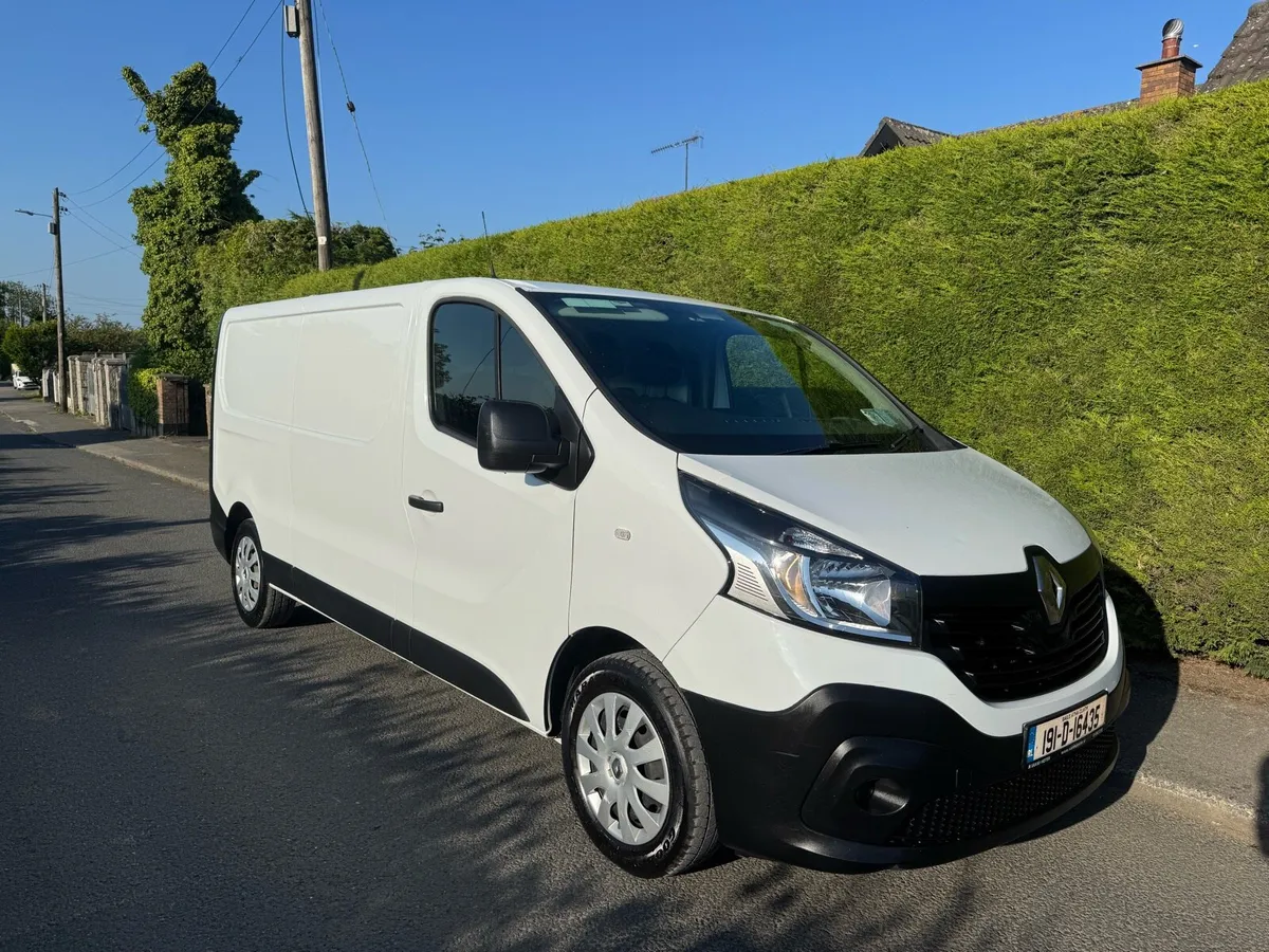 Renault Trafic low mileage , long wheel base - Image 1