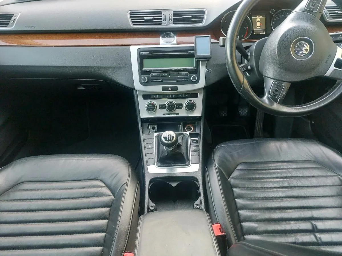 2012 vw passat 2.0 highline nctd taxd €200 - Image 4