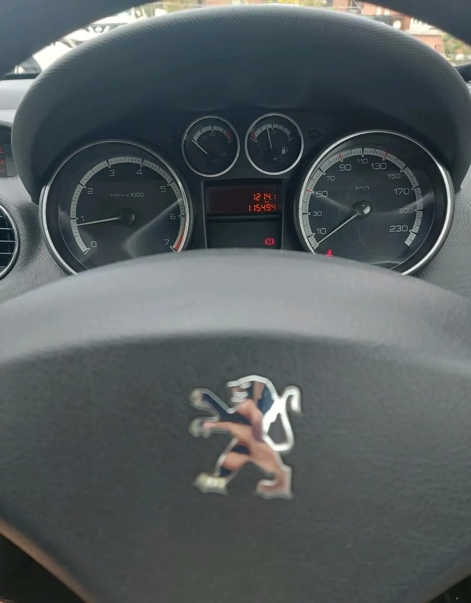 Peugeot 308 2009 - Image 1