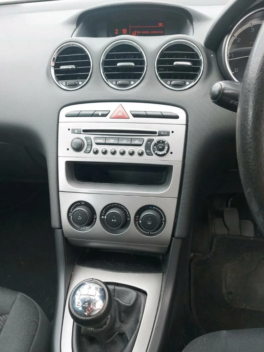 Peugeot 308 2009 - Image 2