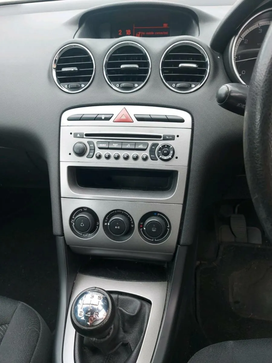 Peugeot 308 2009 - Image 3