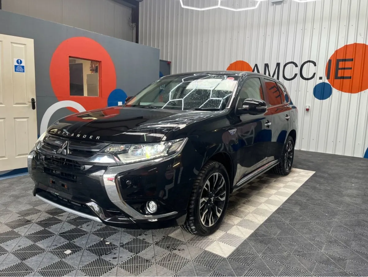 Mitsubishi Outlander 2.0 Hybrod / 102k KMs / Heat - Image 3