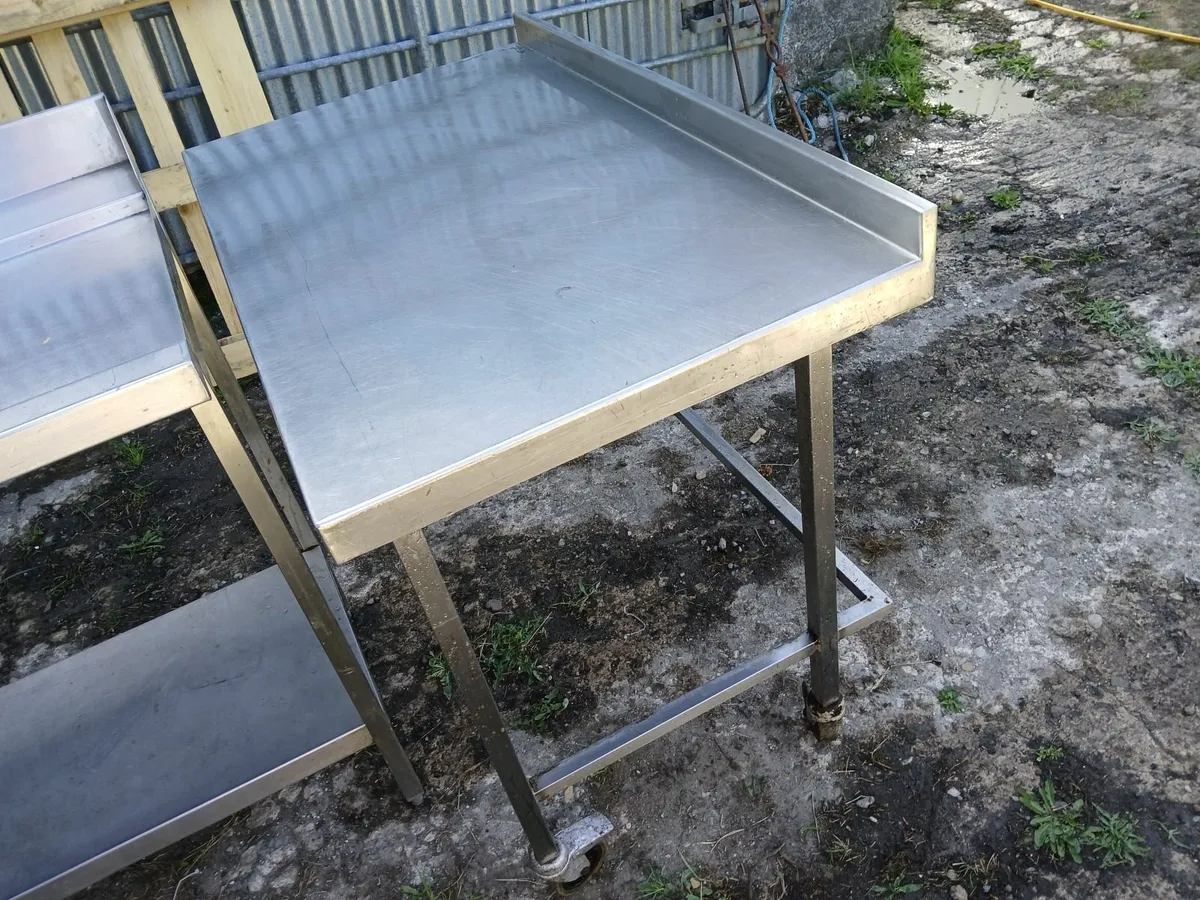 Stainless steel table on wheels ..delivered - Image 2