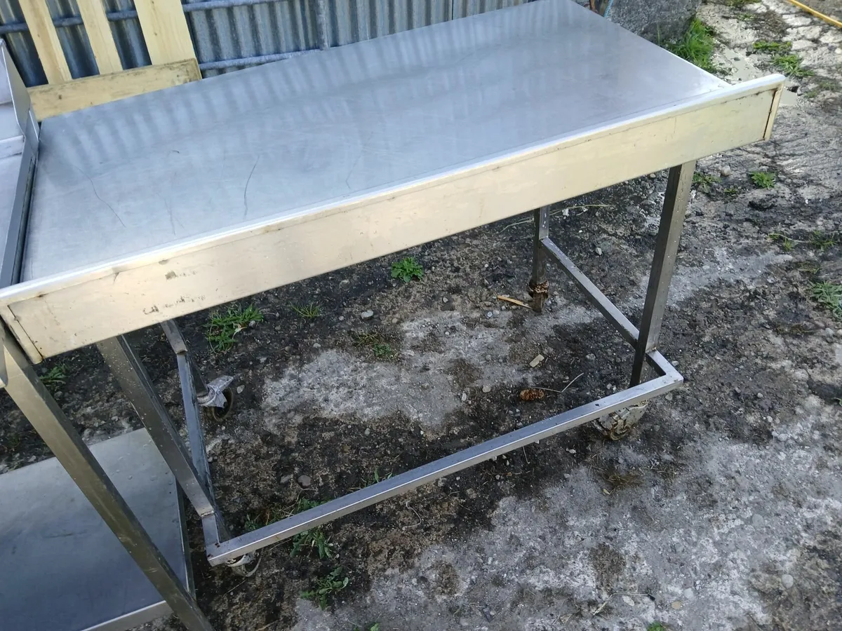 Stainless steel table on wheels ...delivered - Image 3