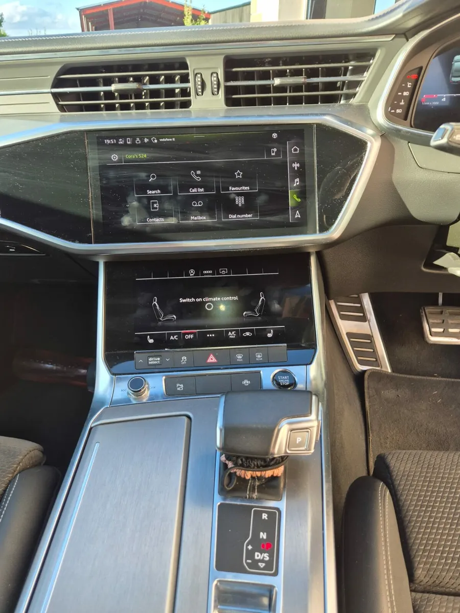 Audi A6 2.0 TDI S Model Black Edition Diesel - Image 4