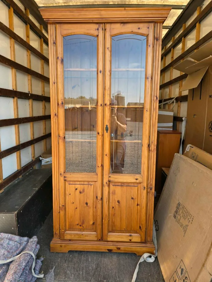 Glass display  cabinet