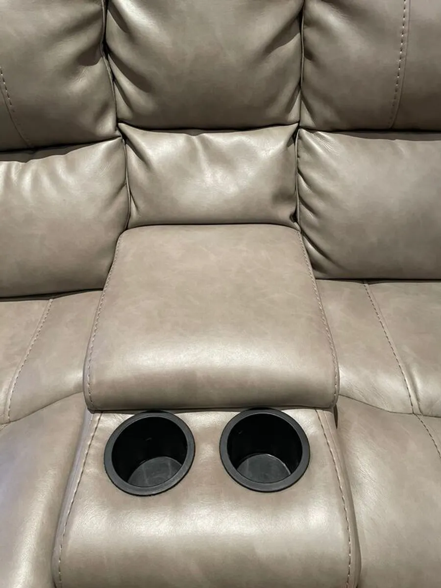 6 Seater Leather/pvc Recliner Sofa - Image 3