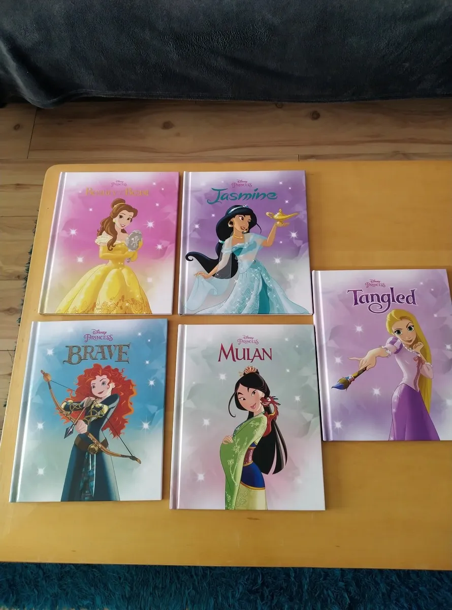Disney princess books - Image 2