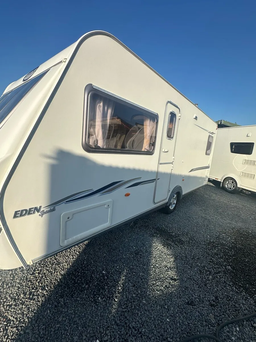 Fixed bed Caravan 4 to 5 birth - Image 2