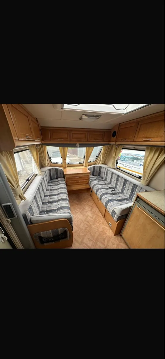 Fixed bed Caravan 4 to 5 birth - Image 4