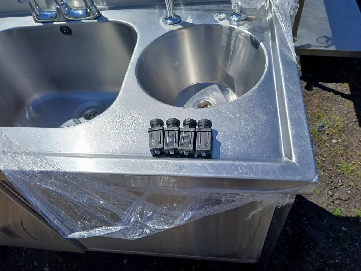 Stainless steel cabbinet sink unit delivered - Image 1