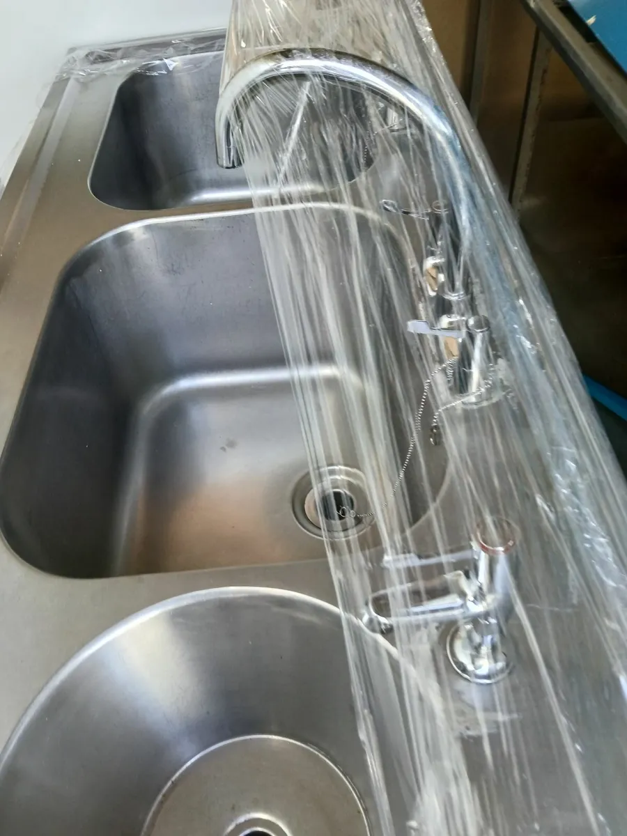 Stainless steel cabbinet sink unit delivered - Image 2