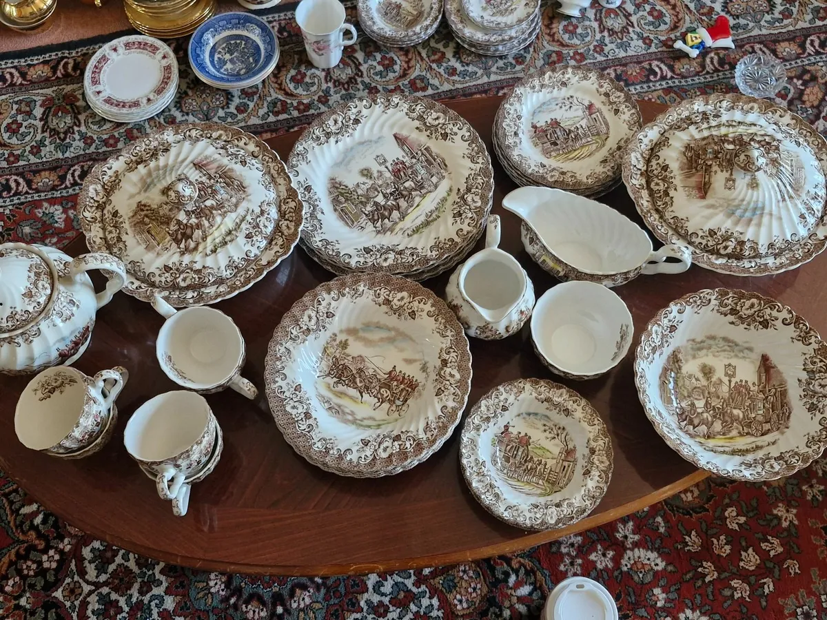Dinner items - Image 1