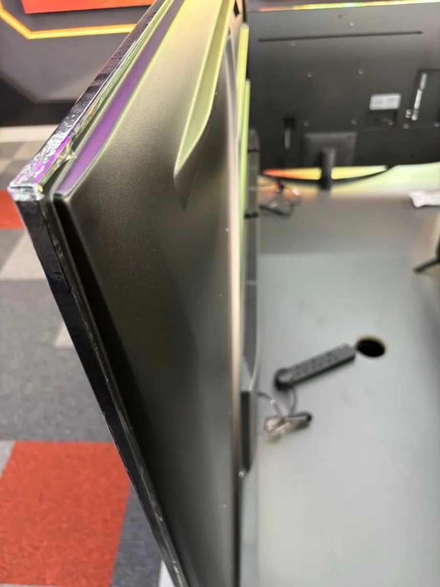 75" 4k Telefunken Dled Smart Tv Reduced To Clear!!! - Image 2