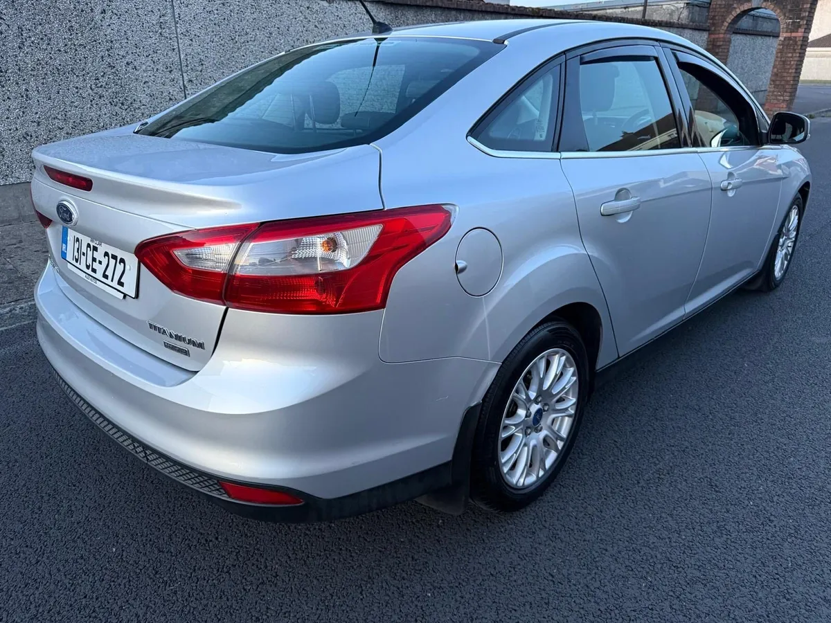 2013 Ford Focus NEW Nct Titanium Model - Image 3