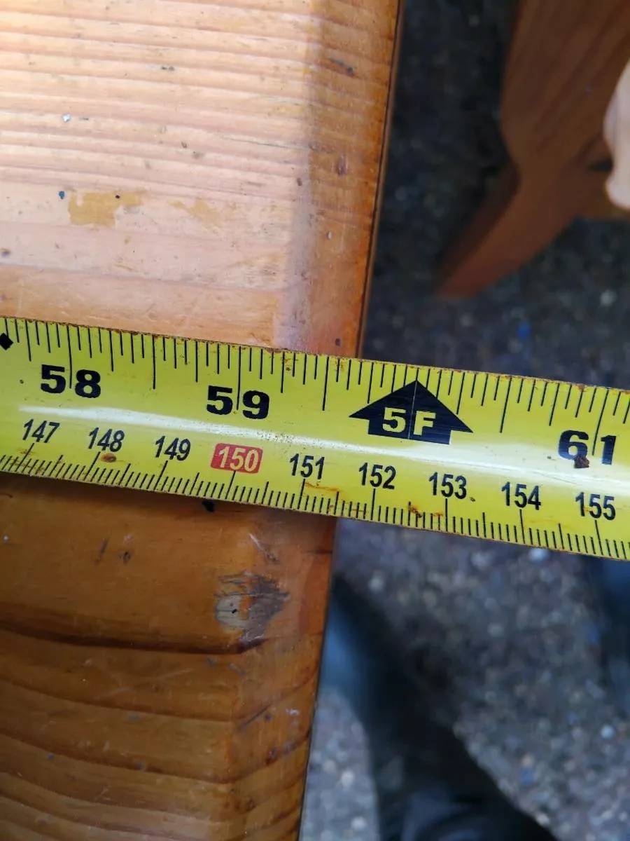 Pine Chairs table - Image 3