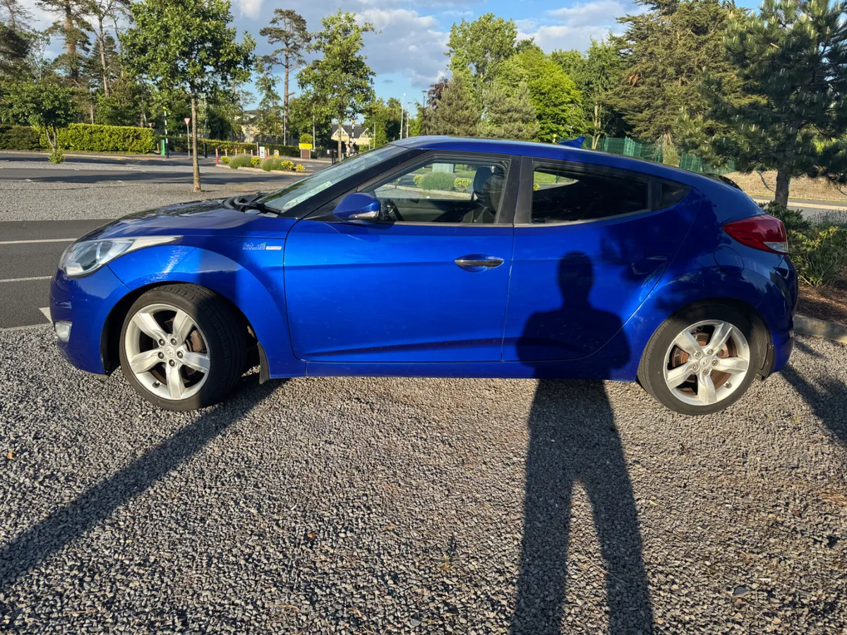 2013 Hyundai Veloster 1.6 petrol 140hp - Image 2
