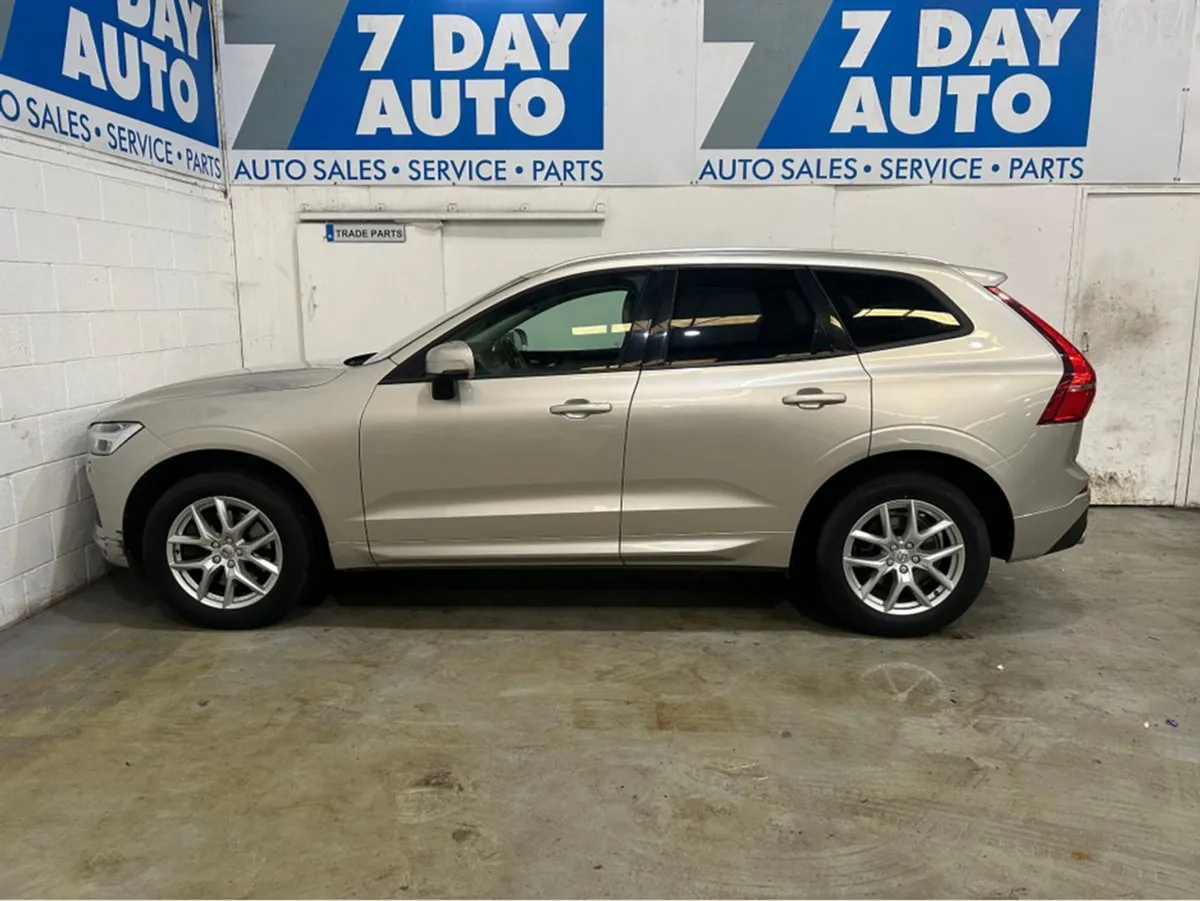 Volvo XC60 2.0 D4 Momentum AWD 190BHP Auto - Image 4
