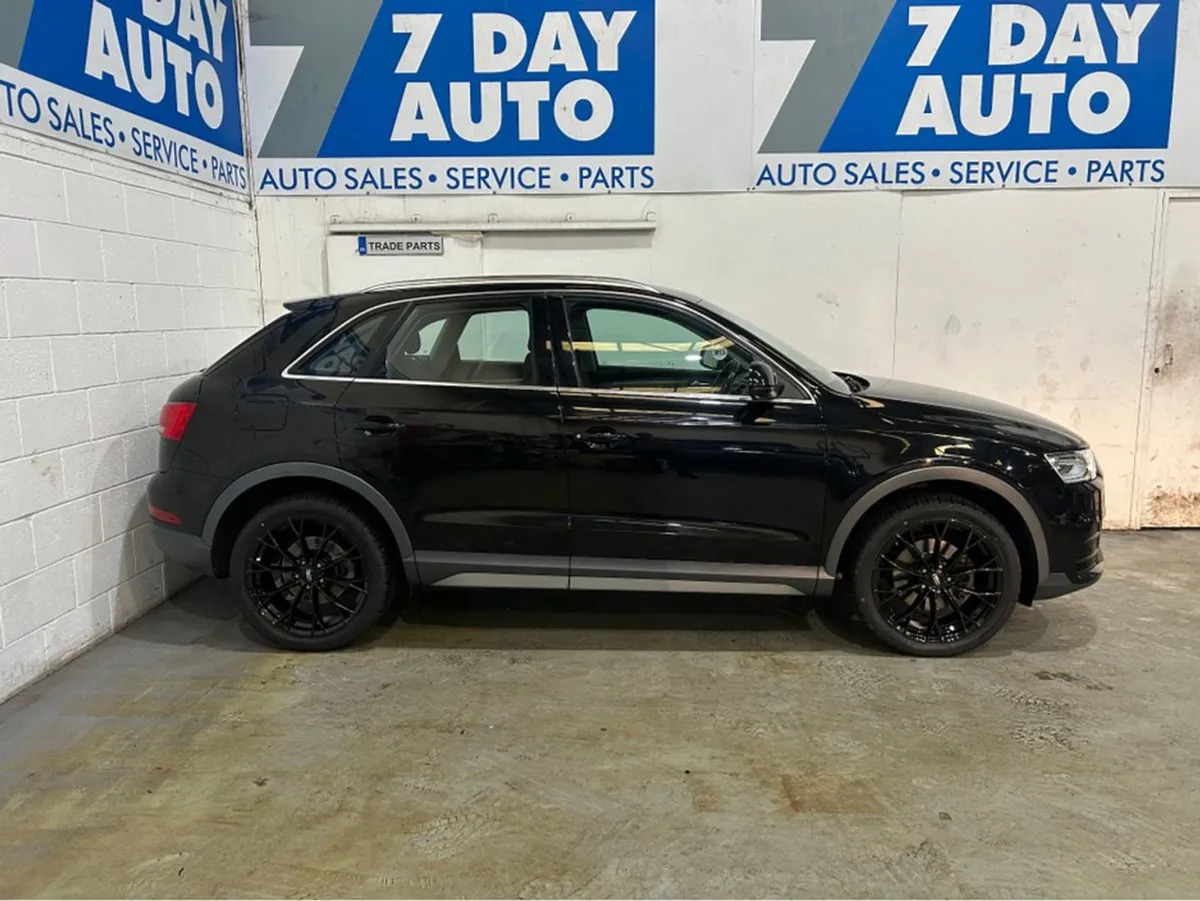 Audi Q3 2.0 TDI 120 SE 4DR - Image 3