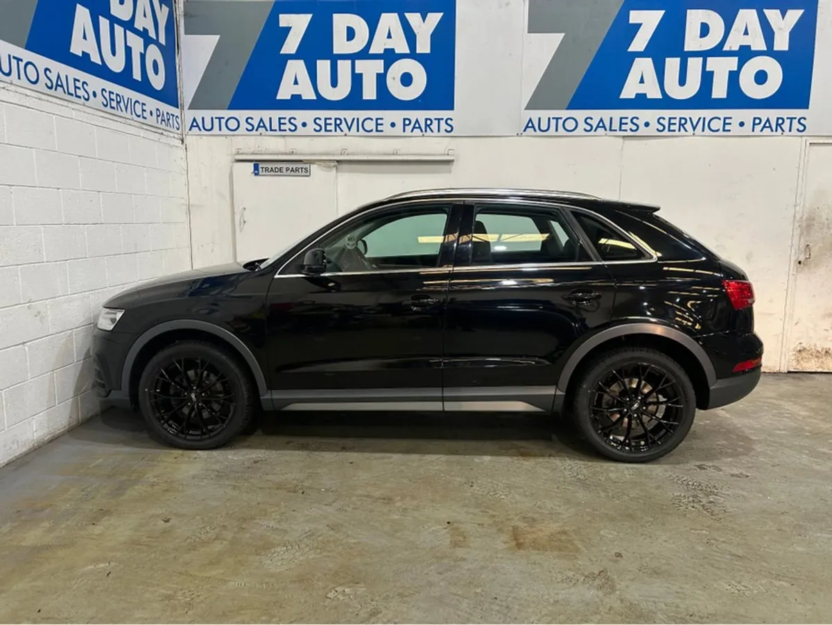 Audi Q3 2.0 TDI 120 SE 4DR - Image 4