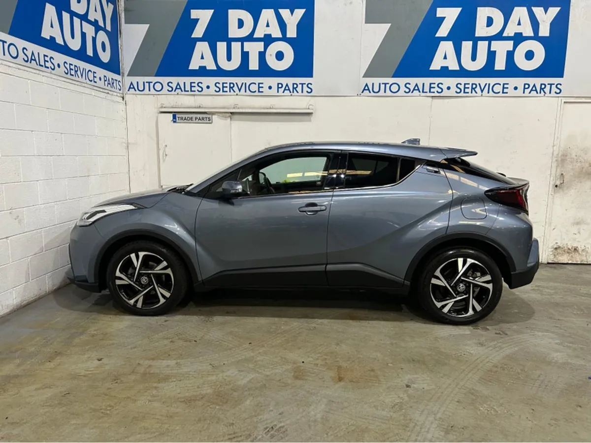 Toyota C-HR Hybrid Sport 4DR Auto - Image 4
