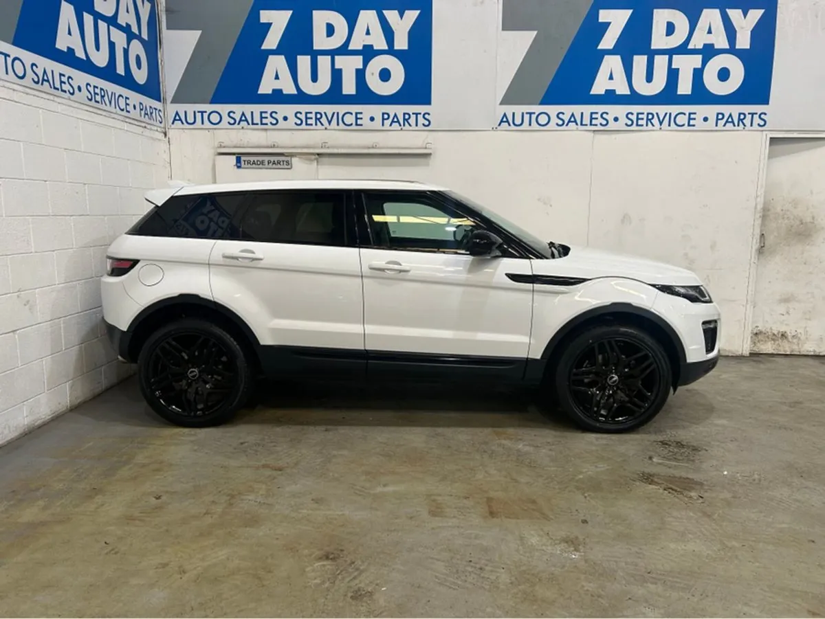 Land Rover Range Rover Evoque 2.0 PAN Roof Auto S - Image 3