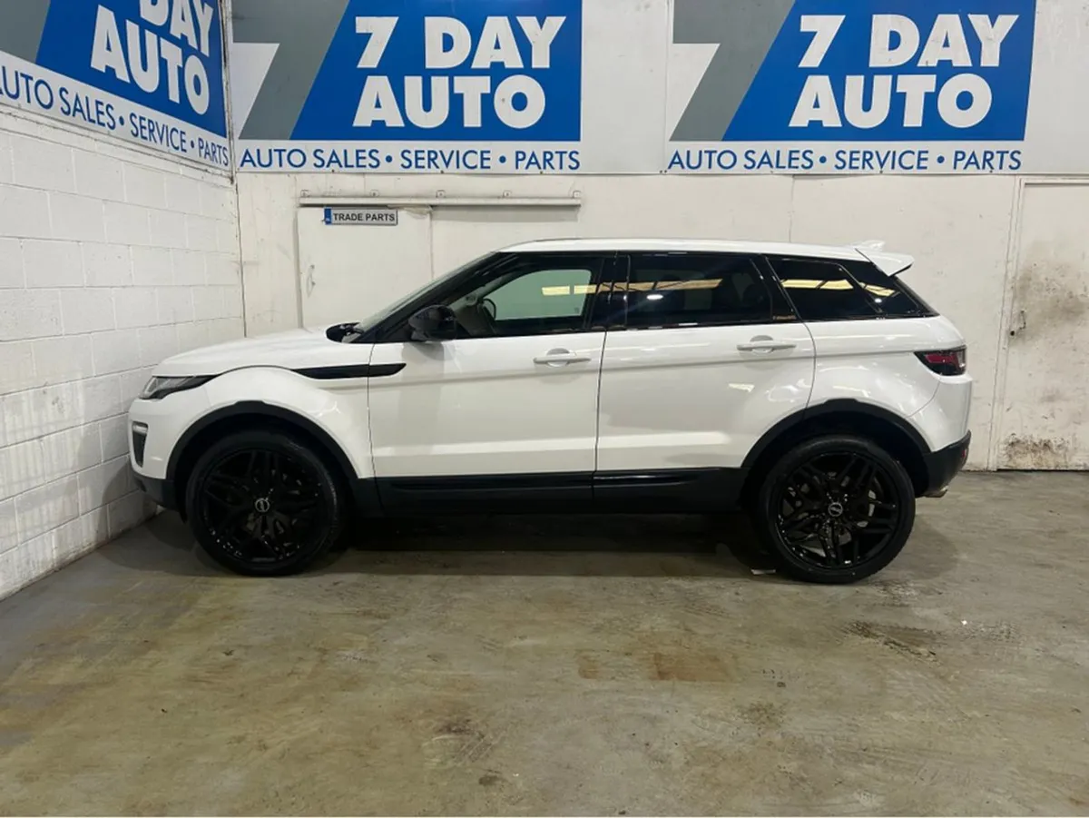 Land Rover Range Rover Evoque 2.0 PAN Roof Auto S - Image 4