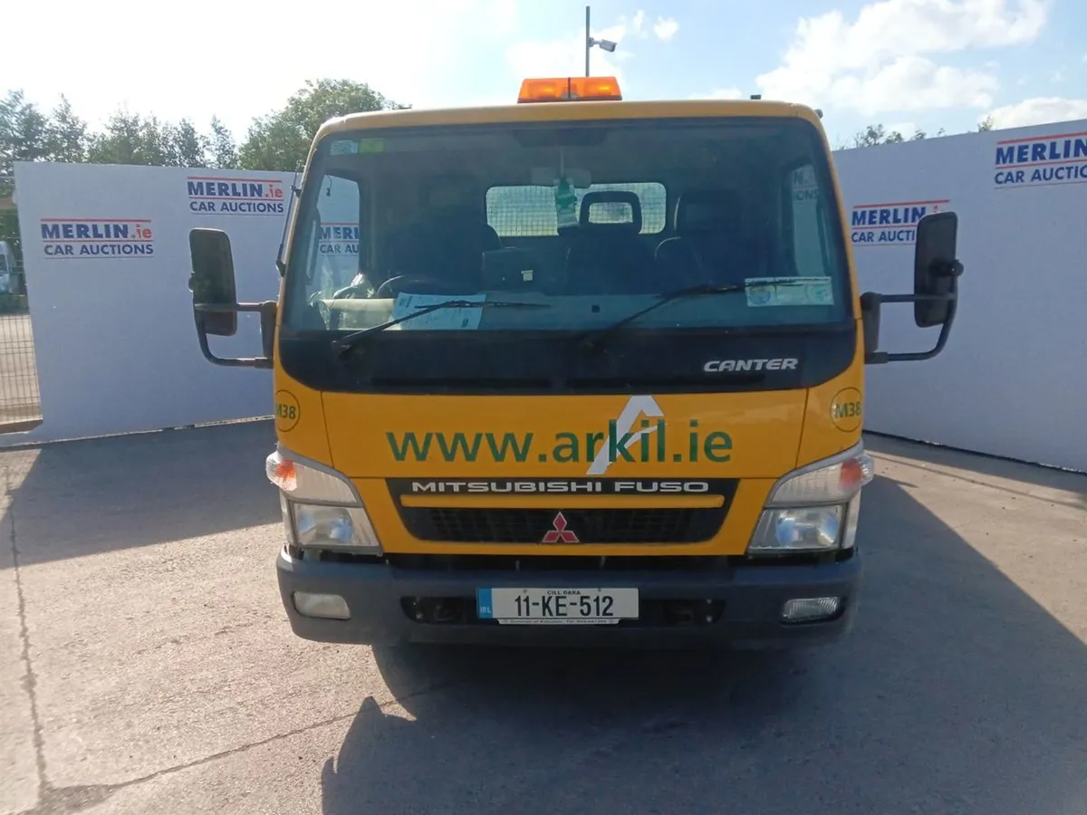 Mitsubishi Canter FE 84 BE 6c15 2977 - Image 1
