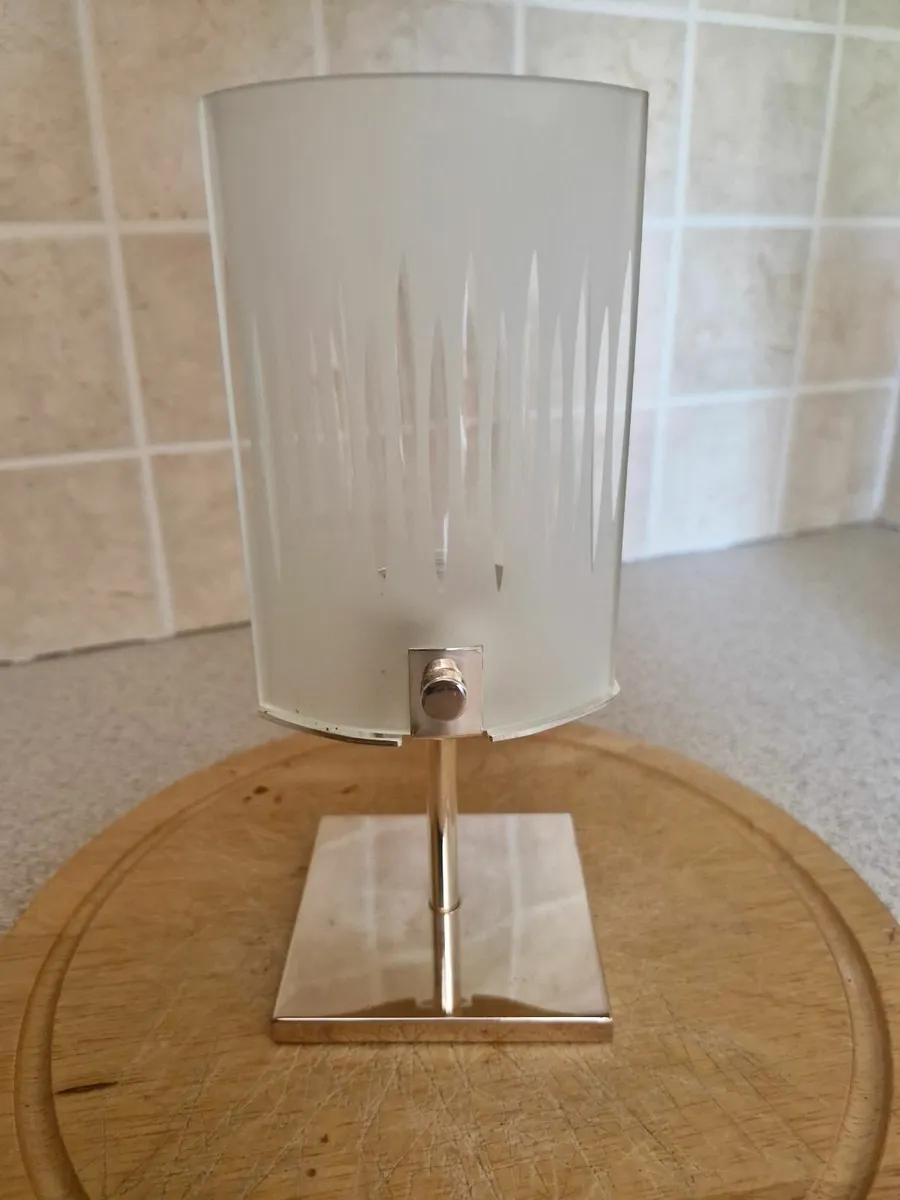 Miscellaneous glassware - Image 2