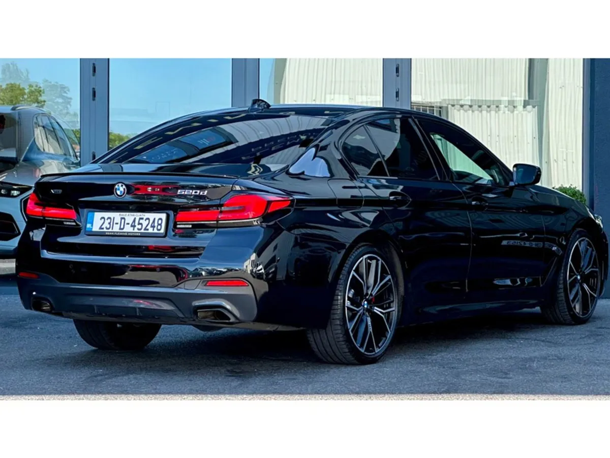 BMW 5 Series Xdrive / Sunroof / Comfort / Tech Pa - Image 4
