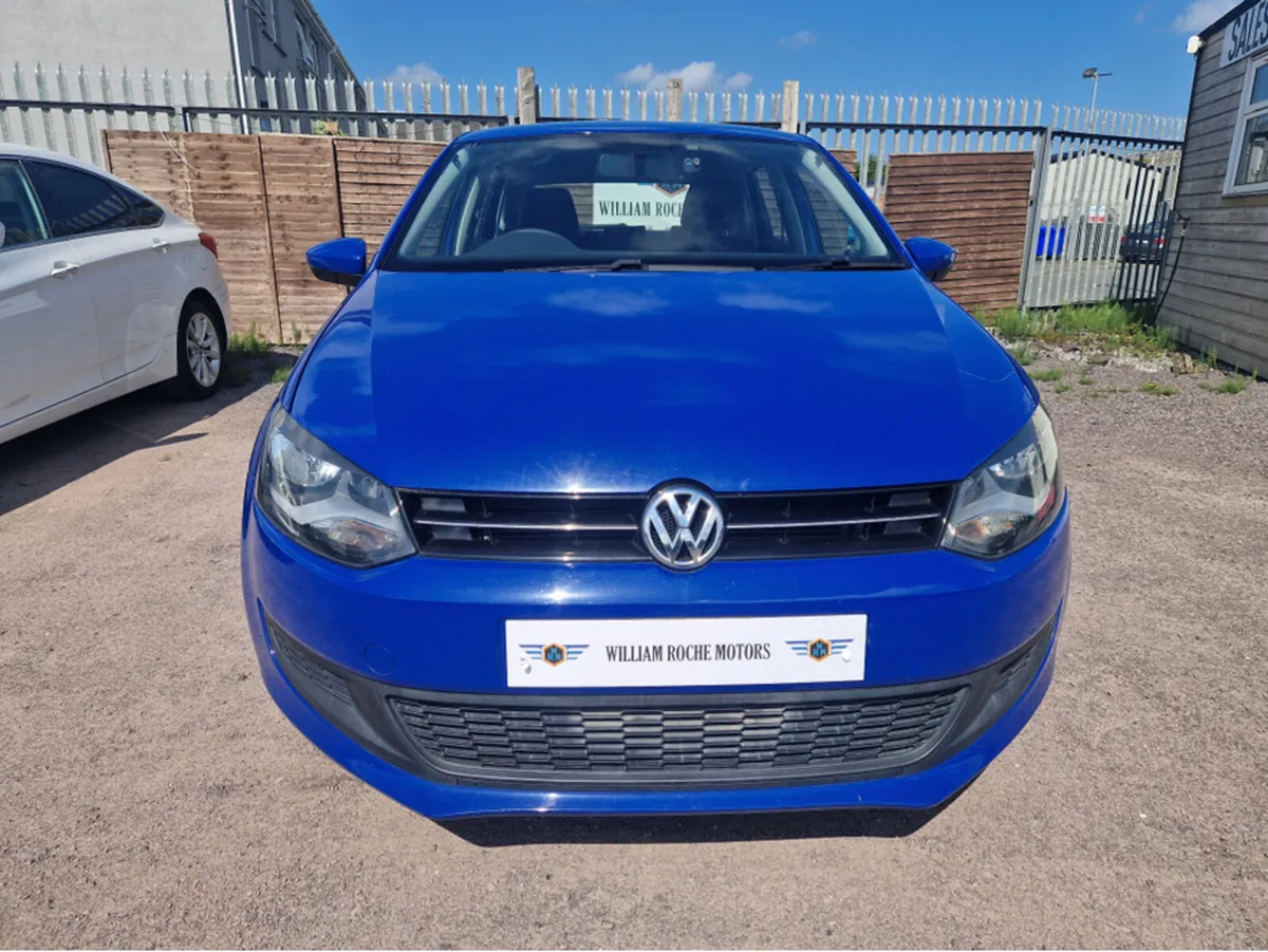 Volkswagen Polo 1.2 PETROL AUTO - Image 3