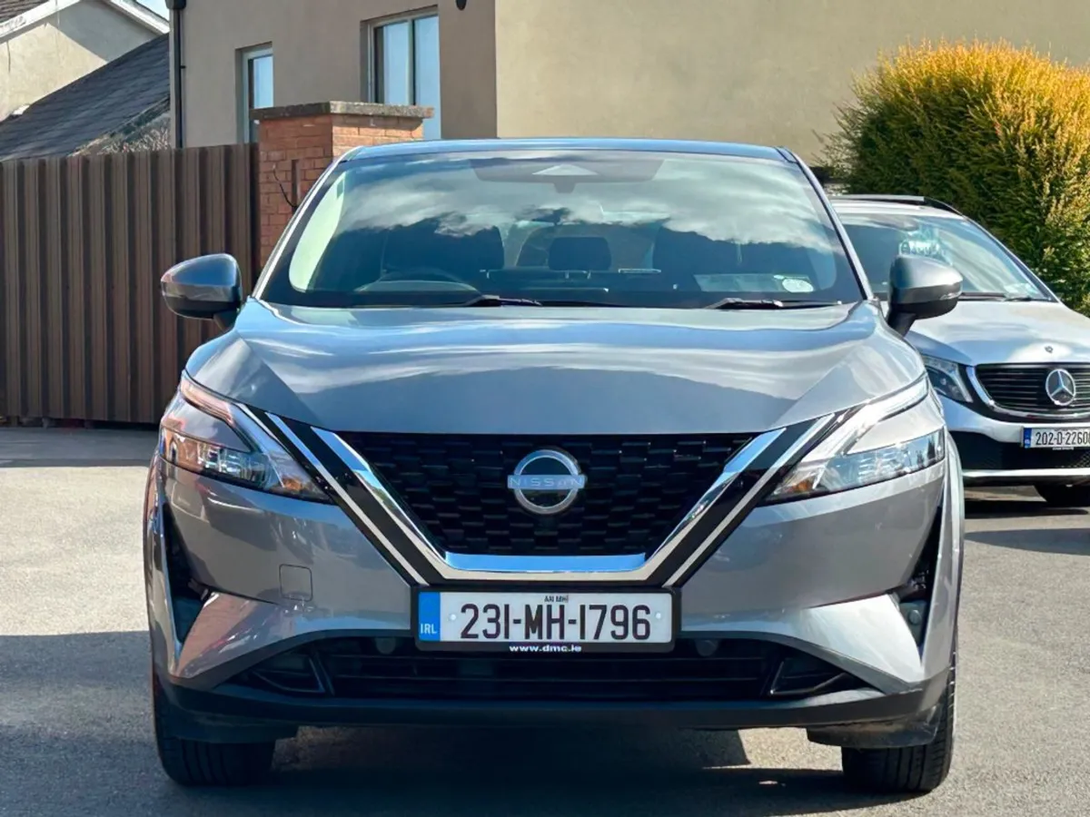 Nissan QASHQAI 1.3 HYB SV 5DR  irish Car - Image 2