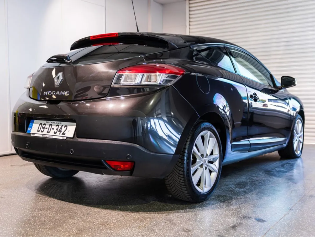 Renault Megane Coupe 1.5 DCI 105 Luxury - Image 4