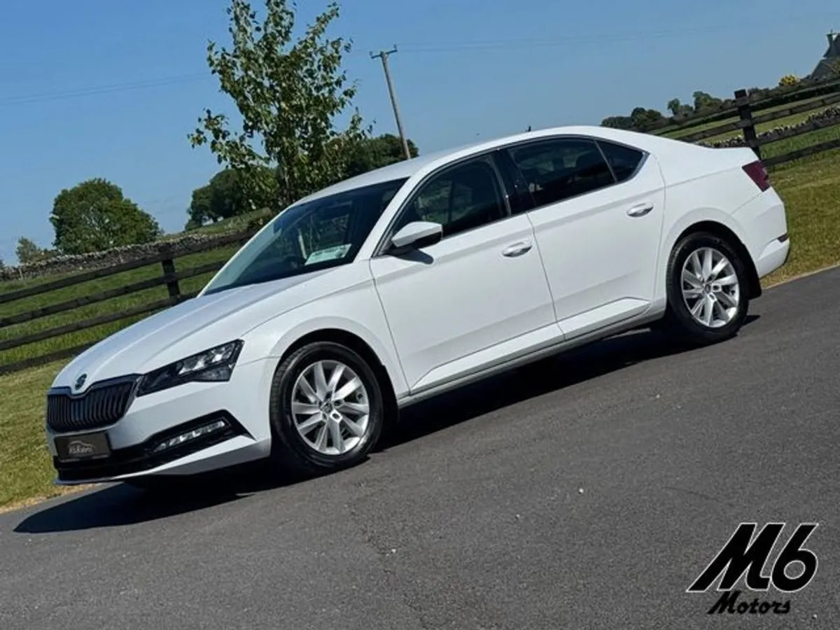 Skoda Superb AMB 2.0 TDI Auto - Image 3