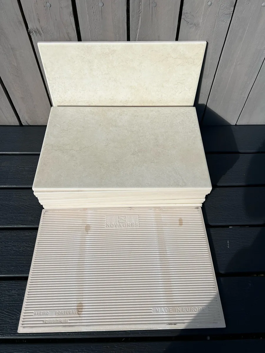 13x Novagres cream Ceramic Tiles - Image 3