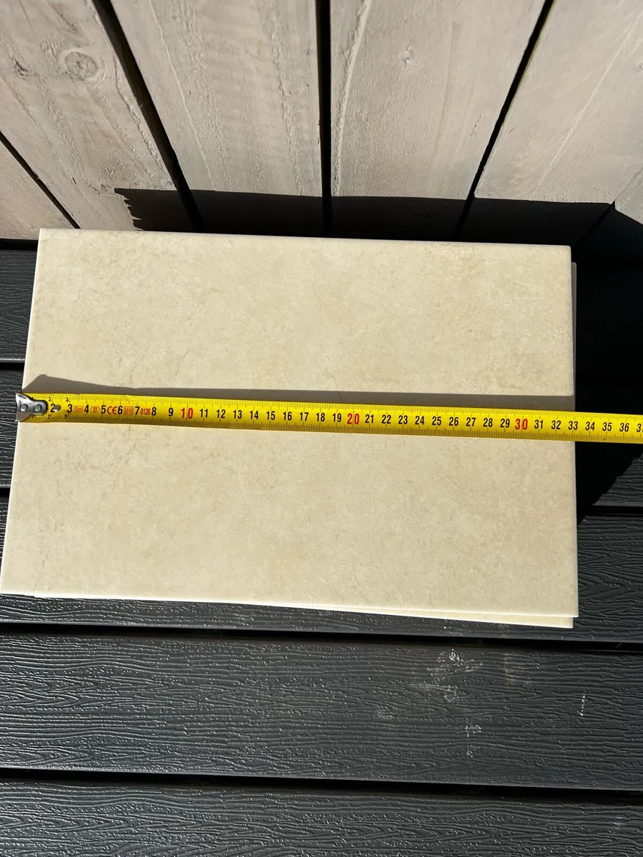 13x Novagres cream Ceramic Tiles - Image 4