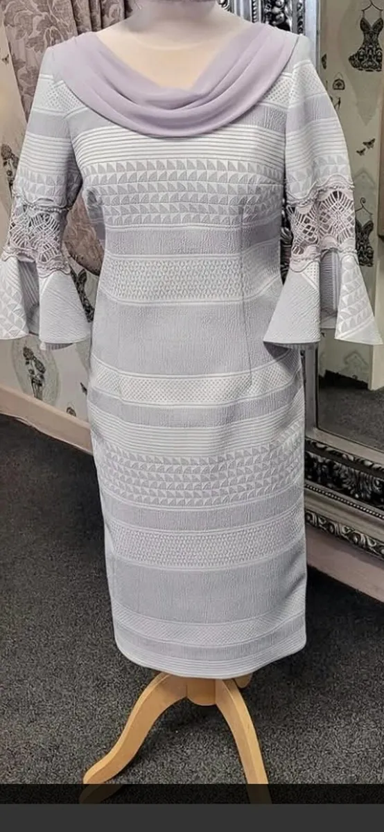 Mother of the Bride /Groom dress outfit - Image 3