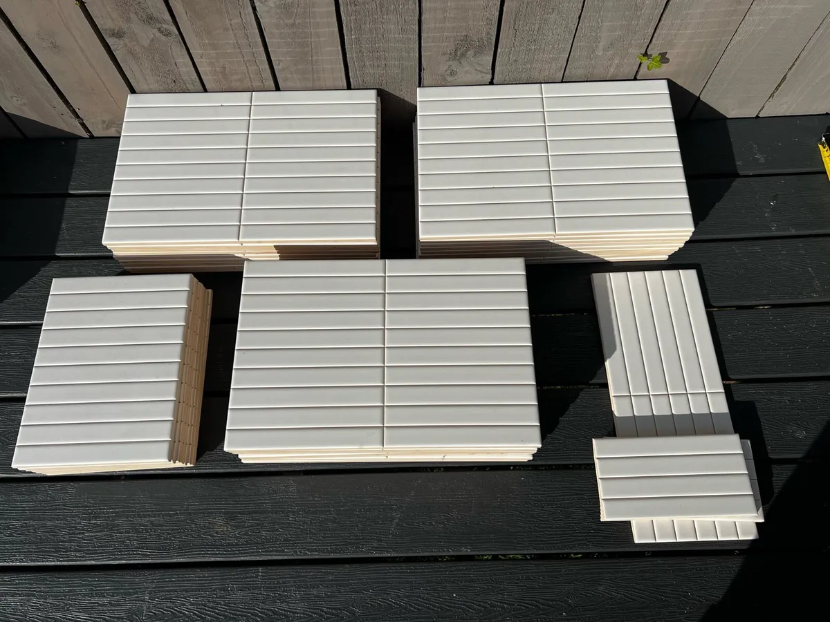 Novagres Fluted Glossy White Tiles - Image 2