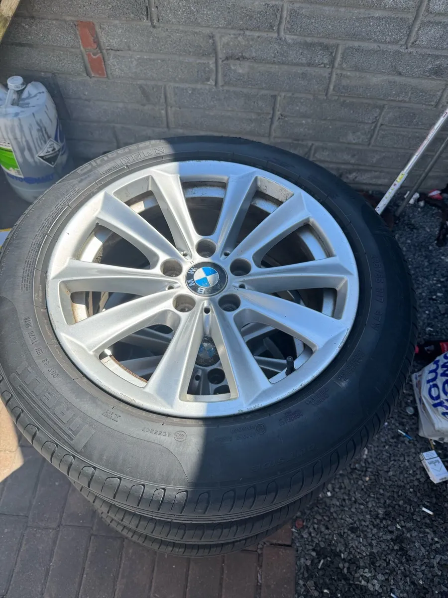 Bmw F10 Alloys wheel with good tires - Image 1