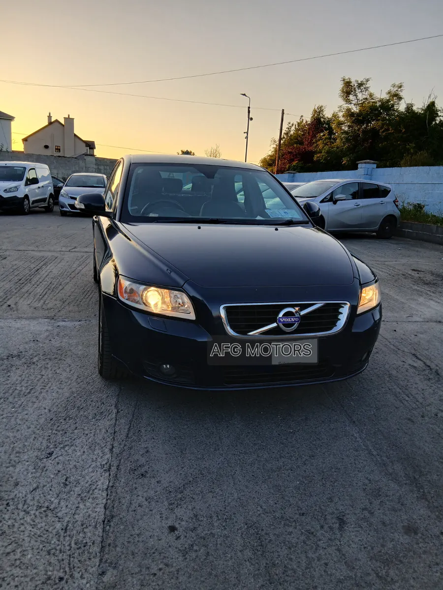 VOLVO S40 1.6 DIESEL - Image 1