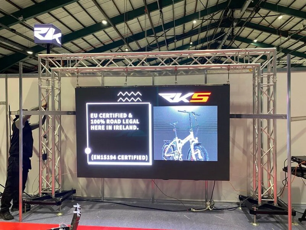 Indoor / Outdoor Led Video Wall Reduced To Clear - Image 1